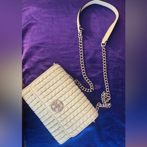 💚 Tory Burch - Mint Green Kira Ruched Small Convertible Shoulder Bag 👝 - Picture 6 of 12
